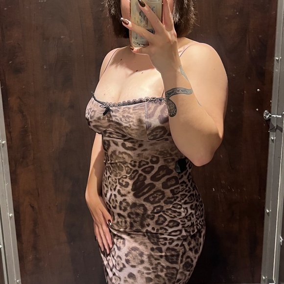 Cheetah print, Cocktail style dress - Picture 2 of 2